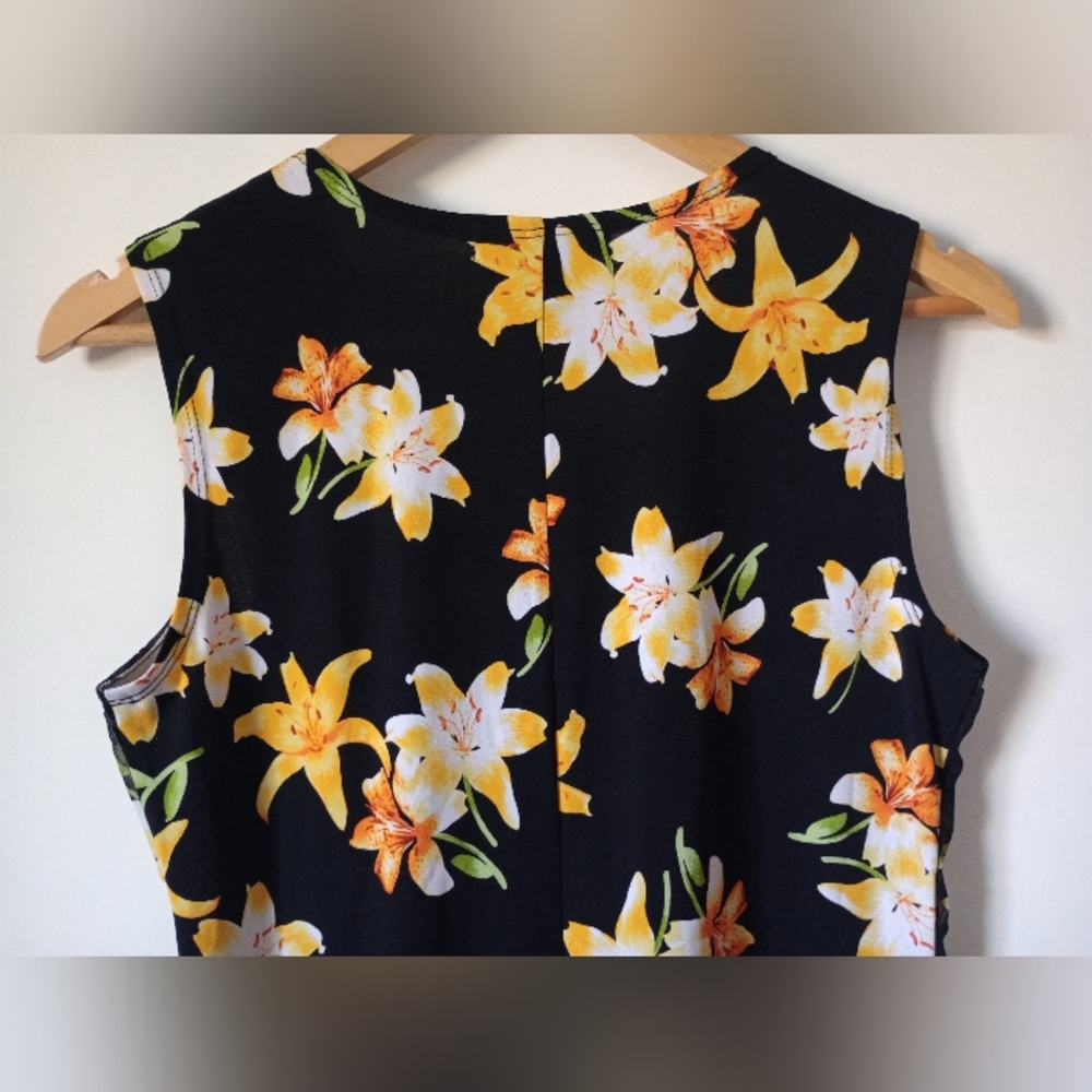 Adele & May Black and Yellow Floral Tropical Top with Sheer Overlay Size Small - Picture 9 of 12